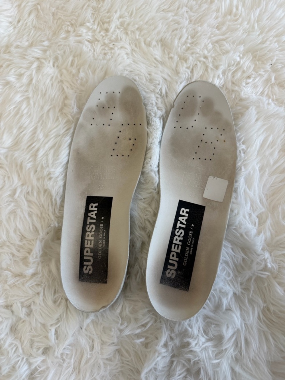 Golden Goose
Women's Super-Star Texas Journey Printed Size 35 US 5 - Picture 11 of 11